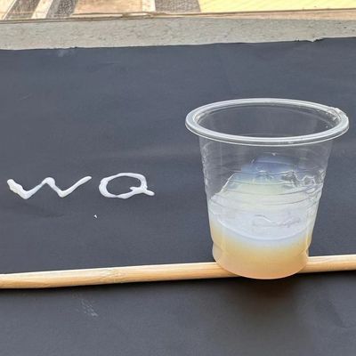 Καλή τιμή. Φωτοσυστατικό Χαμηλή οσμή χαμηλή ΑΠΟ Καλή αντοχή στο νερό Ακρυλική γαλακτοστοιχία με βάση το νερό Για χαρτόνια και χαρτί kraft σε απευθείας σύνδεση